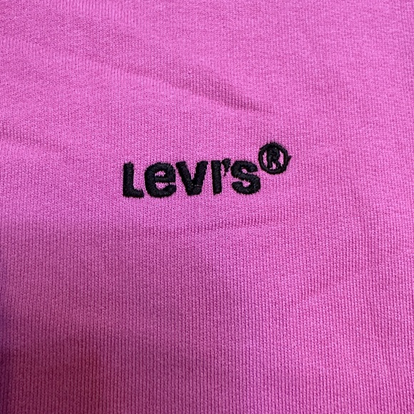 Levi’s deep lilac or orchid crewneck - size large — thick material. - Picture 2 of 6